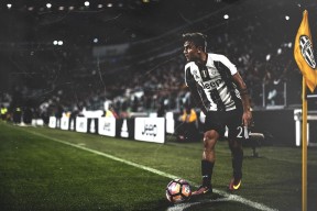 开云体育官方网站登陆-慢节奏控场是否更适合擅长阵地战的中锋，慢节奏弊端